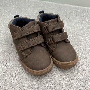 Toddler Boy Boots size 9 Cat & Jack
